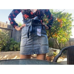 Feee people NWT denim Jean short skirt tie front size 4